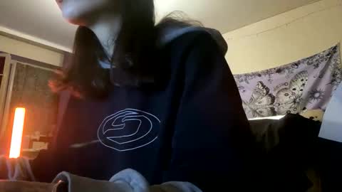 Snapshot of mollyex191919 chatting on October 2025 06:04:01 PM mollyEXD online show from October 2025 06:04:01 PM