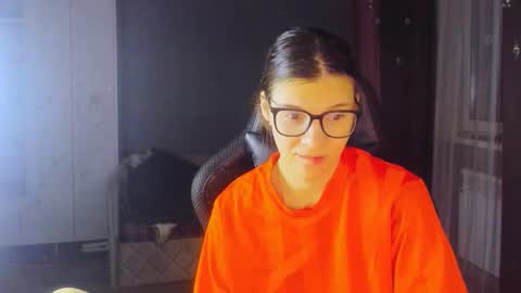  KIRA  online show from February 2026 05:22:02 PM