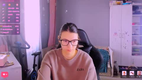  KIRA  online show from March 2026 02:12:01 AM