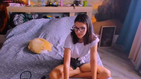  KIRA  online show from July 2026 02:14:01 AM