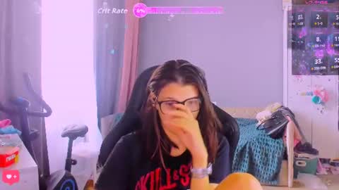  KIRA  online show from July 2026 04:33:02 AM