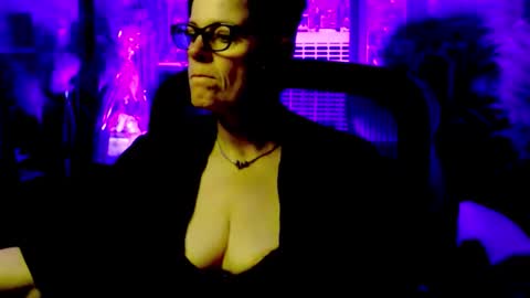 MollySun Nina Randmann online show from April 2026 03:50:02 PM