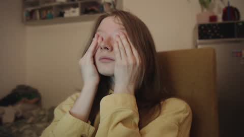 mollytucker online show from January 2025 04:06:01 PM