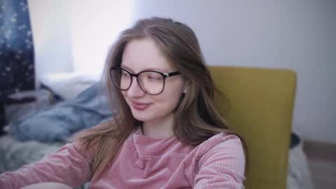 mollytucker online show from February 2025 09:24:01 AM