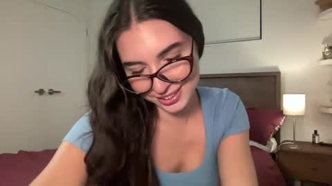 Molly online show from April 2026 11:15:02 PM