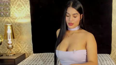 Moly Boston online show from October 2025 01:33:02 PM