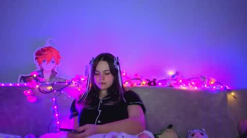 Momo online show from January 2026 07:11:01 PM