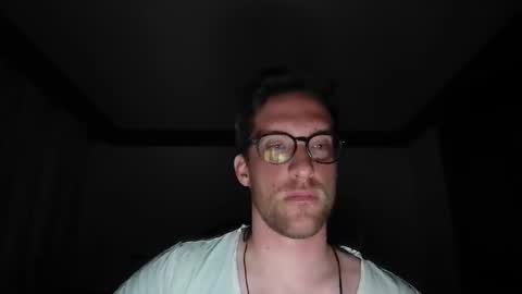 Snapshot of moms_little_monster chatting on November 2025 11:37:02 PM moms_little_monster online show from November 2025 11:37:02 PM