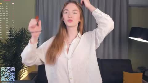 Mona online show from September 2025 05:04:01 PM