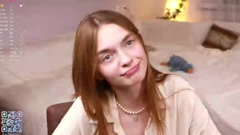 Mona online show from October 2025 10:53:02 PM