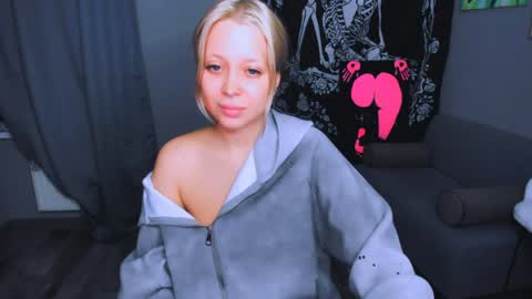   online show from April 2026 10:25:02 PM