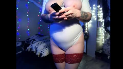 Monica online show from February 2025 08:38:02 PM