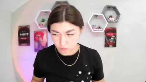 Snapshot of monica_sweets chatting on September 2025 06:35:01 AM sweet girl and shine body online show from September 2025 06:35:01 AM