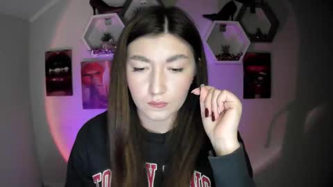 Snapshot of monica_sweets chatting on September 2025 07:01:01 AM sweet girl and shine body online show from September 2025 07:01:01 AM