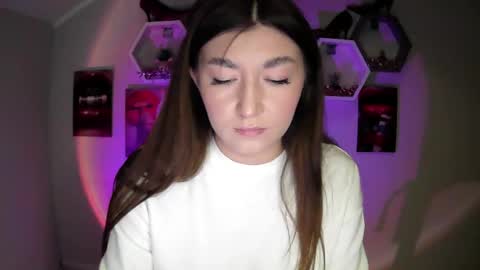 Snapshot of monica_sweets chatting on September 2025 11:04:02 AM sweet girl and shine body online show from September 2025 11:04:02 AM