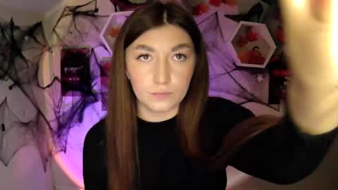 Snapshot of monica_sweets chatting on October 2025 11:40:01 AM sweet girl and shine body online show from October 2025 11:40:01 AM