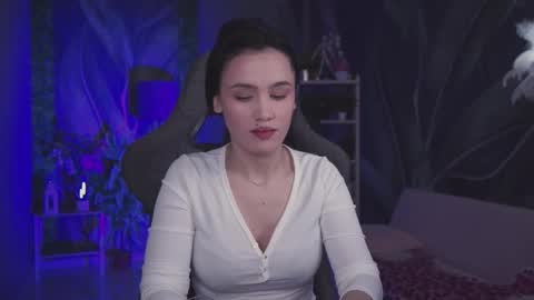 monica online show from March 2026 02:37:01 AM