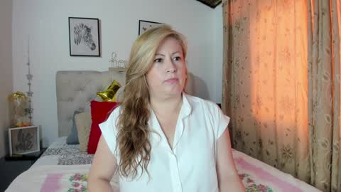 Mony online show from January 2025 12:15:02 PM