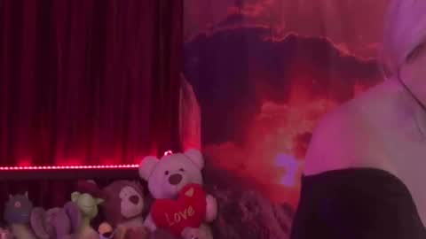 Snapshot of monicutex chatting on December 2024 05:16:02 AM Monika    online show from December 2024 05:16:02 AM