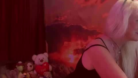 Snapshot of monicutex chatting on October 2025 02:01:02 AM Monika    online show from October 2025 02:01:02 AM