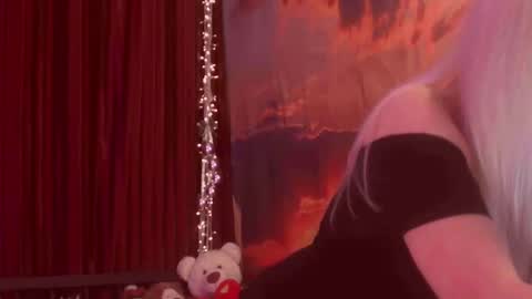 Monika    online show from March 2026 12:12:01 AM