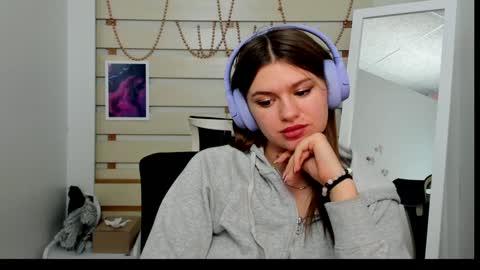 Snapshot of monika_youu chatting on January 2025 02:17:02 PM Monika online show from January 2025 02:17:02 PM