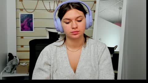 Snapshot of monika_youu chatting on January 2025 02:15:02 PM Monika online show from January 2025 02:15:02 PM