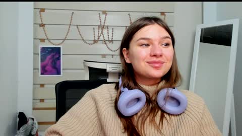 Snapshot of monika_youu chatting on February 2025 08:35:02 PM Monika online show from February 2025 08:35:02 PM