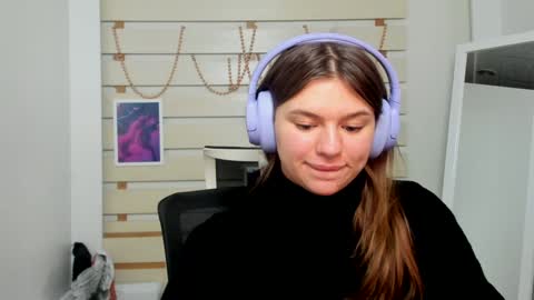 Snapshot of monika_youu chatting on February 2025 01:11:01 AM Monika online show from February 2025 01:11:01 AM