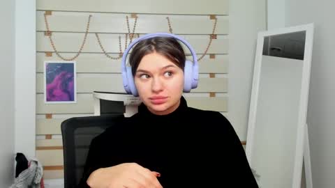 Snapshot of monika_youu chatting on February 2025 01:03:02 PM Monika online show from February 2025 01:03:02 PM