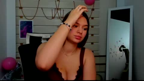 Snapshot of monika_youu chatting on February 2025 10:37:01 PM Monika online show from February 2025 10:37:01 PM