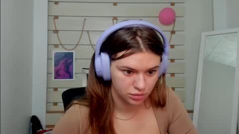 Snapshot of monika_youu chatting on February 2025 01:39:02 PM Monika online show from February 2025 01:39:02 PM