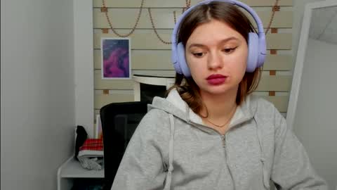 Snapshot of monika_youu chatting on February 2025 04:21:01 PM Monika online show from February 2025 04:21:01 PM