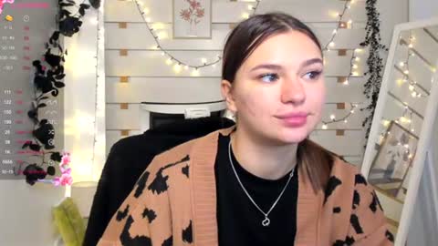 Snapshot of monika_youu chatting on January 2026 01:24:01 PM Monika online show from January 2026 01:24:01 PM