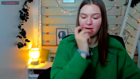 Snapshot of monika_youu chatting on January 2026 02:32:01 PM Monika online show from January 2026 02:32:01 PM