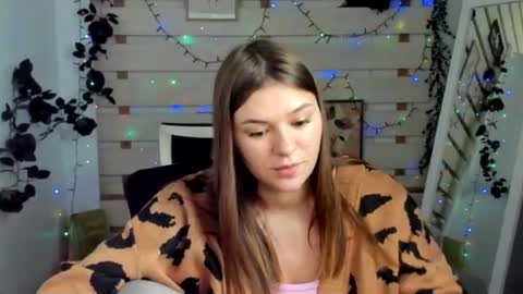 Monika online show from April 2026 12:28:01 PM