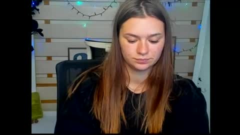 Monika online show from June 2026 01:59:01 PM