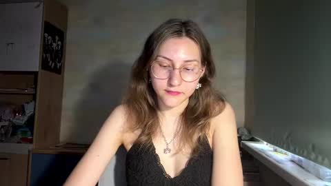 Mia online show from June 2026 04:42:01 PM