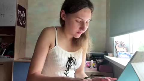 Mia online show from July 2026 06:50:01 AM