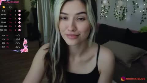 Monika online show from September 2025 01:11:01 AM