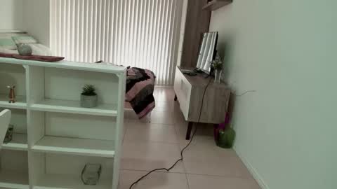 Snapshot of monikfree chatting on February 2025 09:28:01 AM Monikfree online show from February 2025 09:28:01 AM