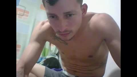 monito_hot17 online show from November 2025 04:37:02 AM