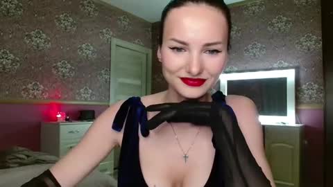 Snapshot of monparis_dream chatting on November 2025 02:11:01 PM monparis_dream online show from November 2025 02:11:01 PM