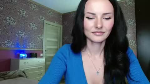 Snapshot of monparis_dream chatting on December 2025 02:13:01 PM monparis_dream online show from December 2025 02:13:01 PM