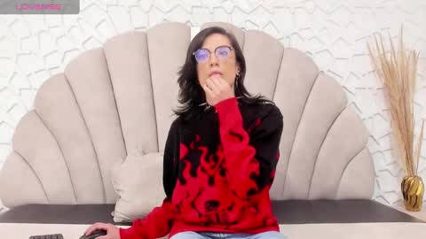 Snapshot of monsterhole91 chatting on December 2024 07:18:01 PM Linda Darling online show from December 2024 07:18:01 PM