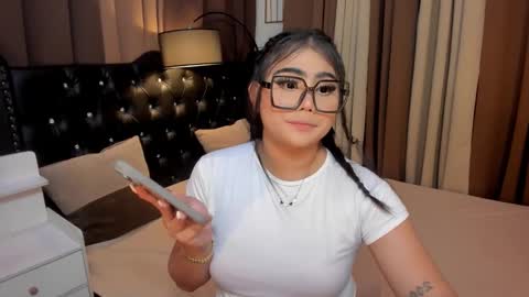 Snapshot of monstrouscockdivaontop chatting on January 2025 04:49:02 PM Ruthie online show from January 2025 04:49:02 PM