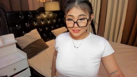 Snapshot of monstrouscockdivaontop chatting on January 2025 01:53:01 AM Ruthie online show from January 2025 01:53:01 AM