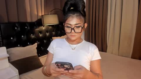 Snapshot of monstrouscockdivaontop chatting on January 2025 06:00:01 PM Ruthie online show from January 2025 06:00:01 PM