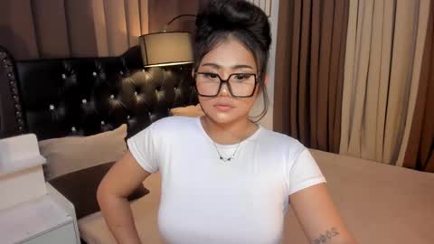 Snapshot of monstrouscockdivaontop chatting on January 2025 12:04:02 AM Ruthie online show from January 2025 12:04:02 AM