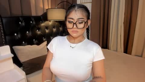 Snapshot of monstrouscockdivaontop chatting on January 2025 02:58:01 PM Ruthie online show from January 2025 02:58:01 PM